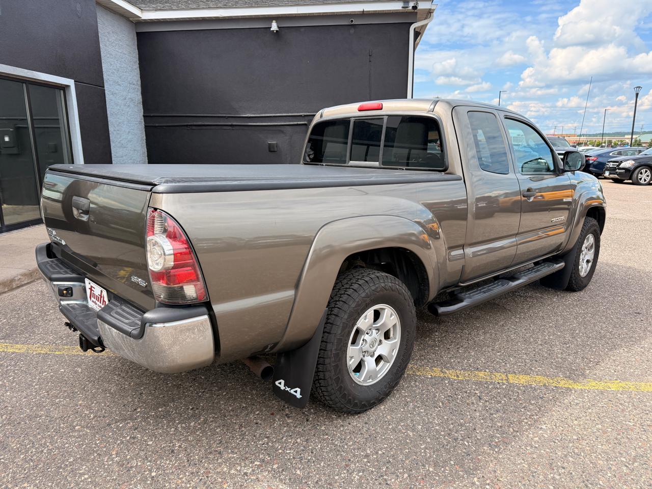 Toyota Tacoma Access Cab 4WD 2011
