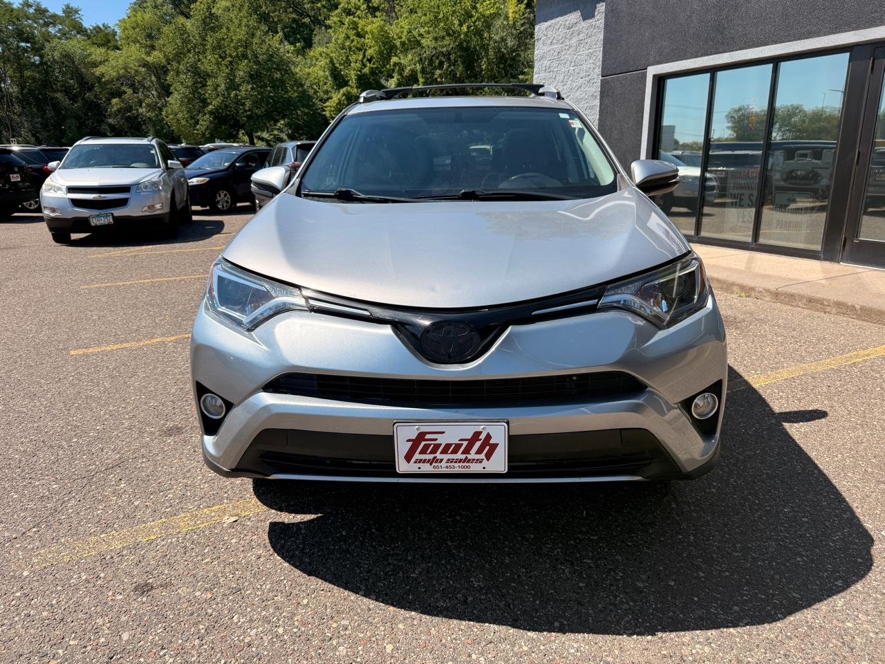 Toyota RAV4 XLE AWD 2016