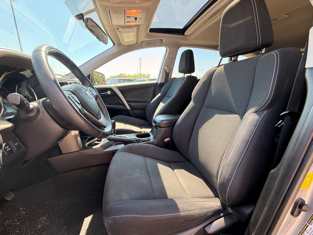 Toyota RAV4 XLE AWD 2016