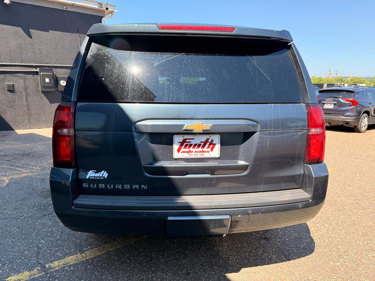 Chevrolet Suburban LT 4WD 2019