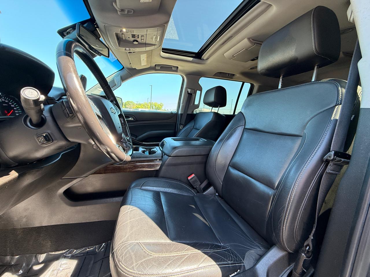 Chevrolet Suburban LT 4WD 2019