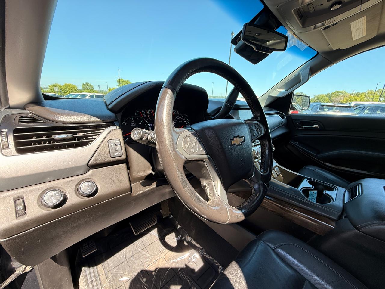 Chevrolet Suburban LT 4WD 2019