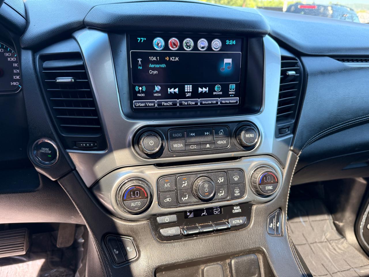 Chevrolet Suburban LT 4WD 2019