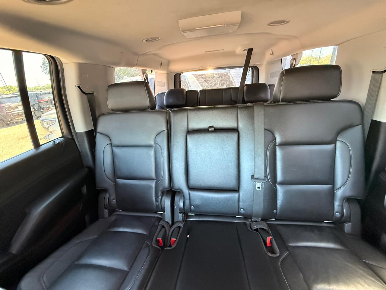 Chevrolet Suburban LT 4WD 2019