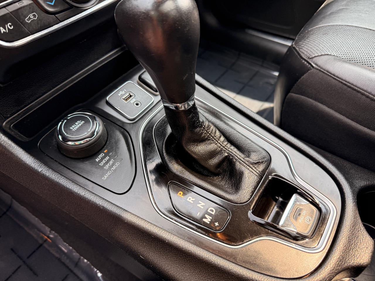 Jeep Cherokee Limited 4WD 2020