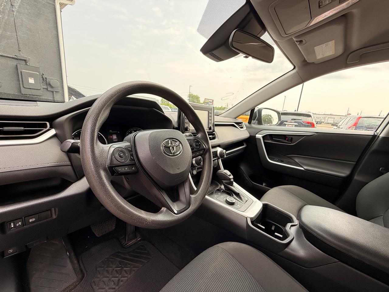 Toyota RAV4 Hybrid LE 2022