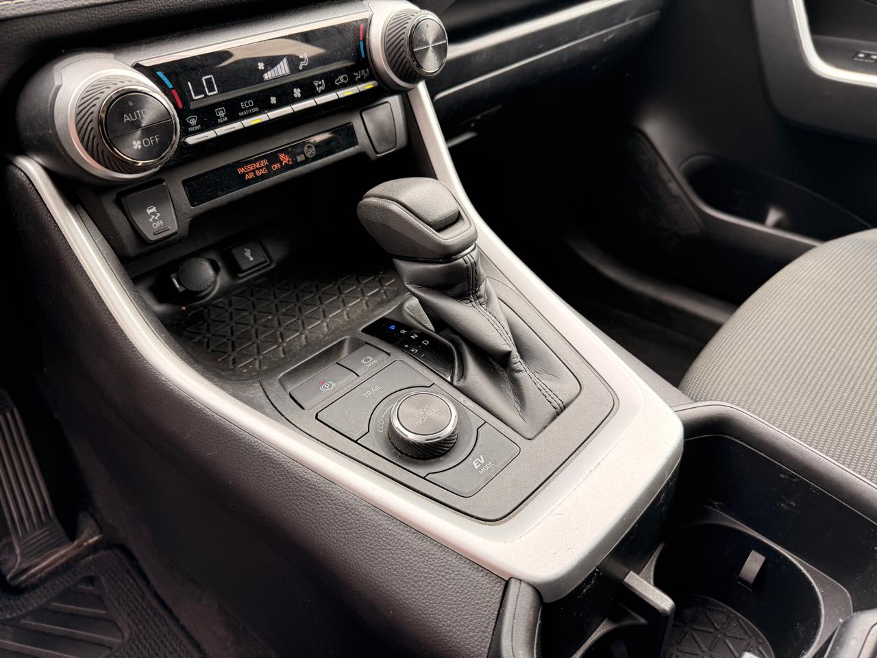 Toyota RAV4 Hybrid LE 2022