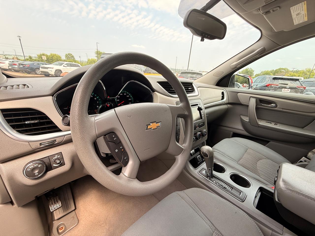 Chevrolet Traverse LS FWD 2017