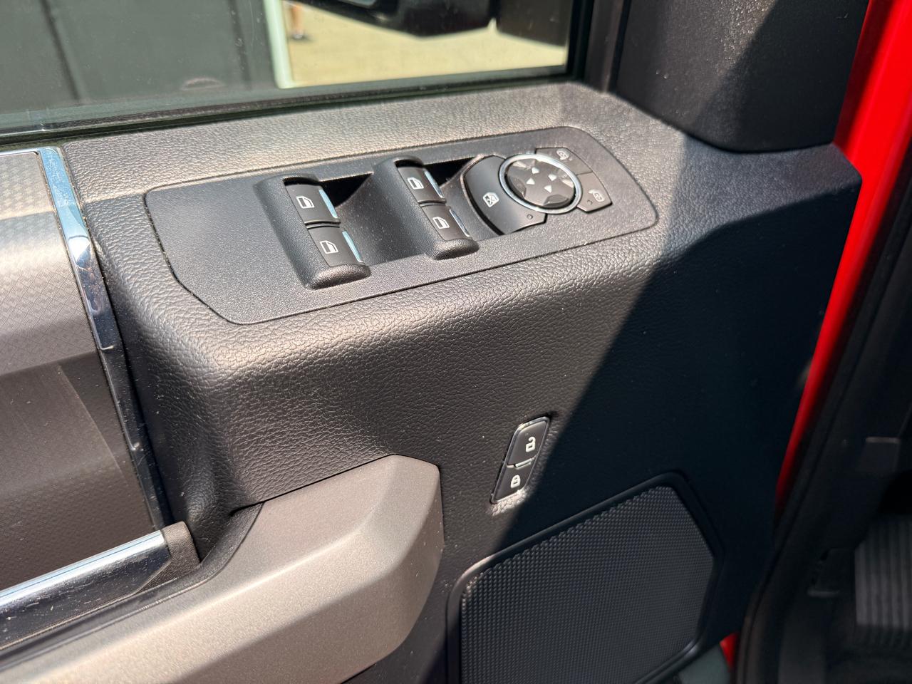 Ford F-150 4WD SuperCrew 150" XLT 2016