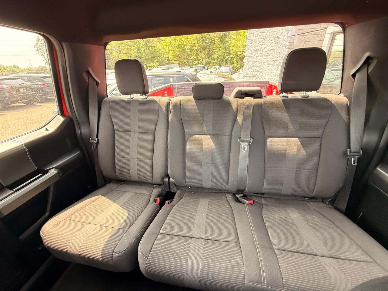 Ford F-150 4WD SuperCrew 150" XLT 2016