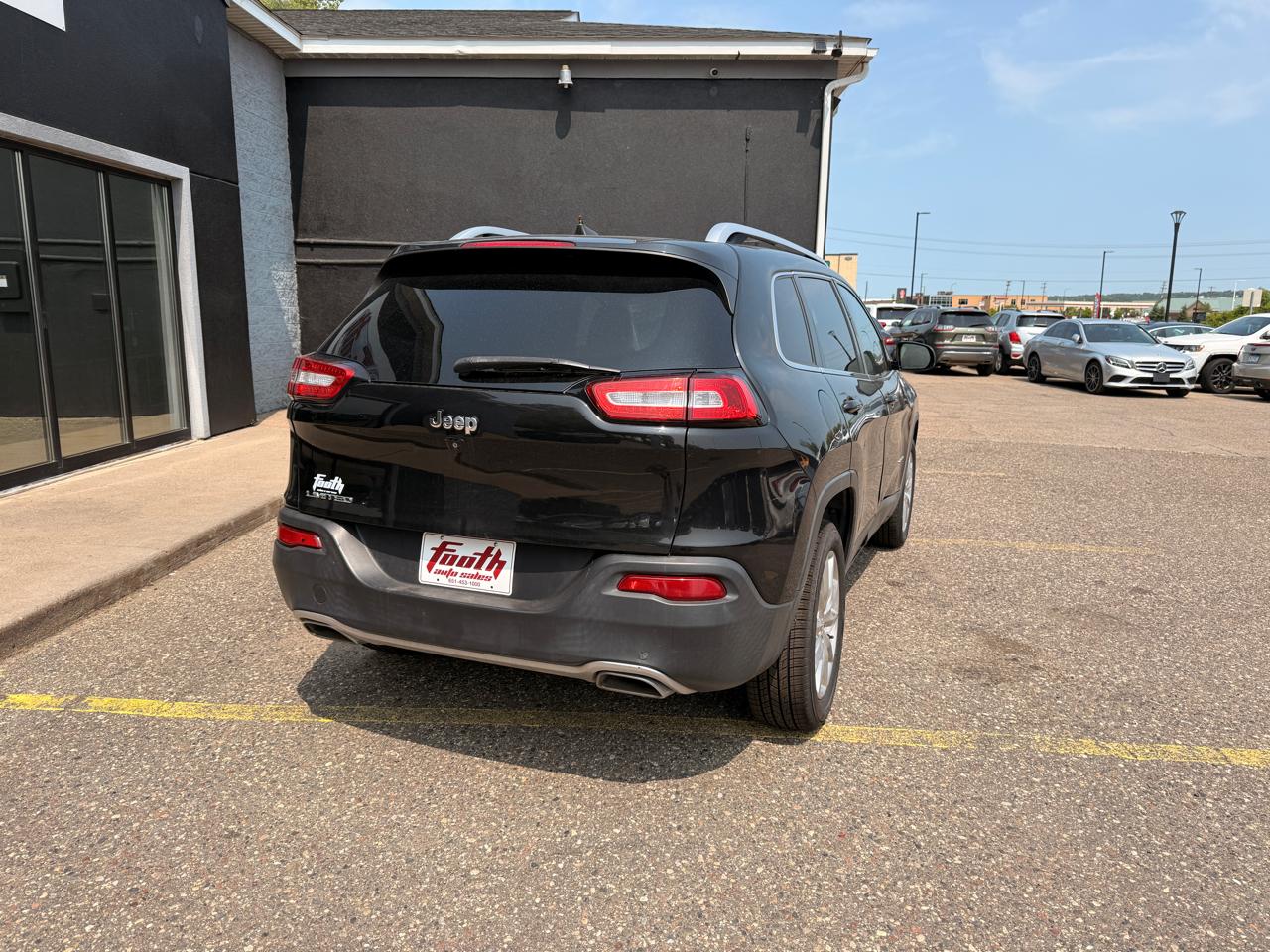 Jeep Cherokee Limited FWD 2016