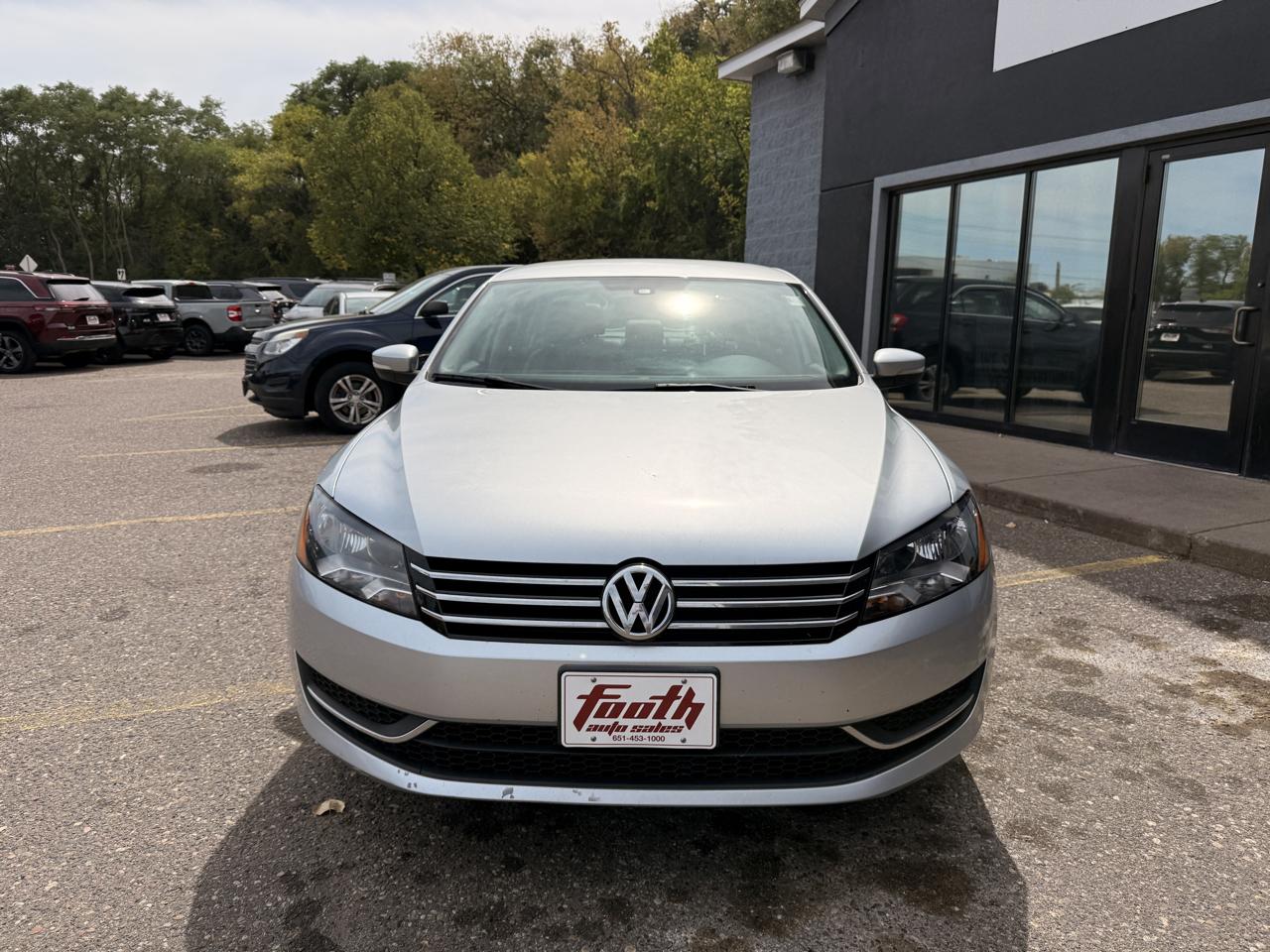 Volkswagen Passat 4dr Sdn 1.8T Auto Wolfsburg Ed 2015
