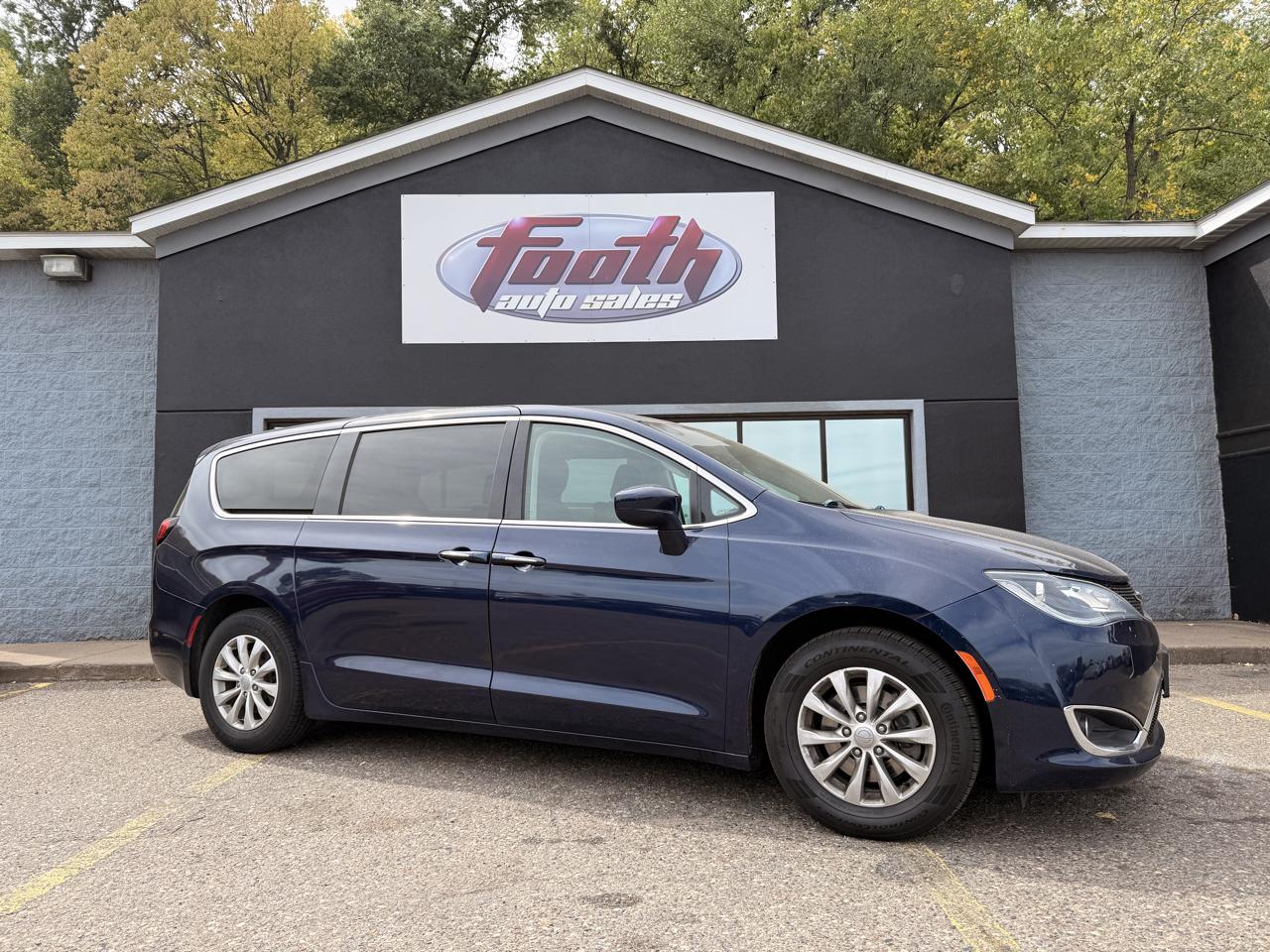 Chrysler Pacifica Touring Plus 2019