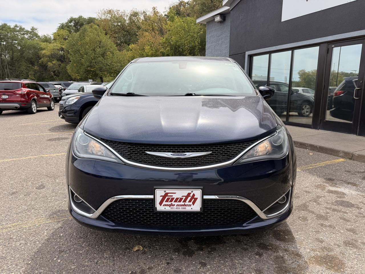 Chrysler Pacifica Touring Plus 2019