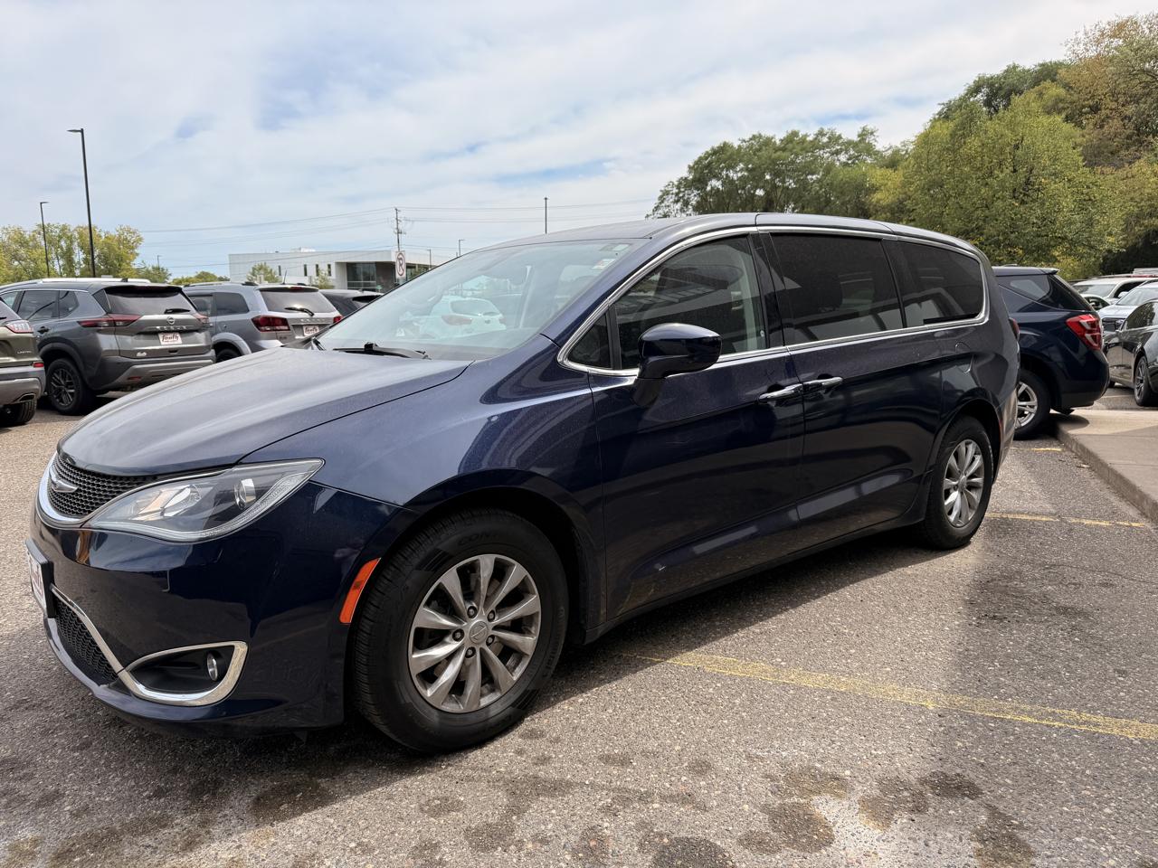 Chrysler Pacifica Touring Plus 2019