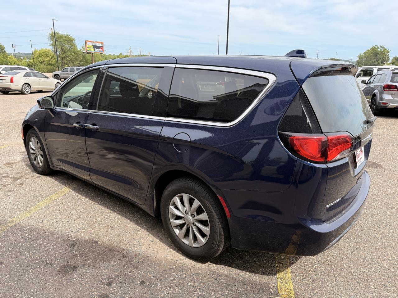 Chrysler Pacifica Touring Plus 2019