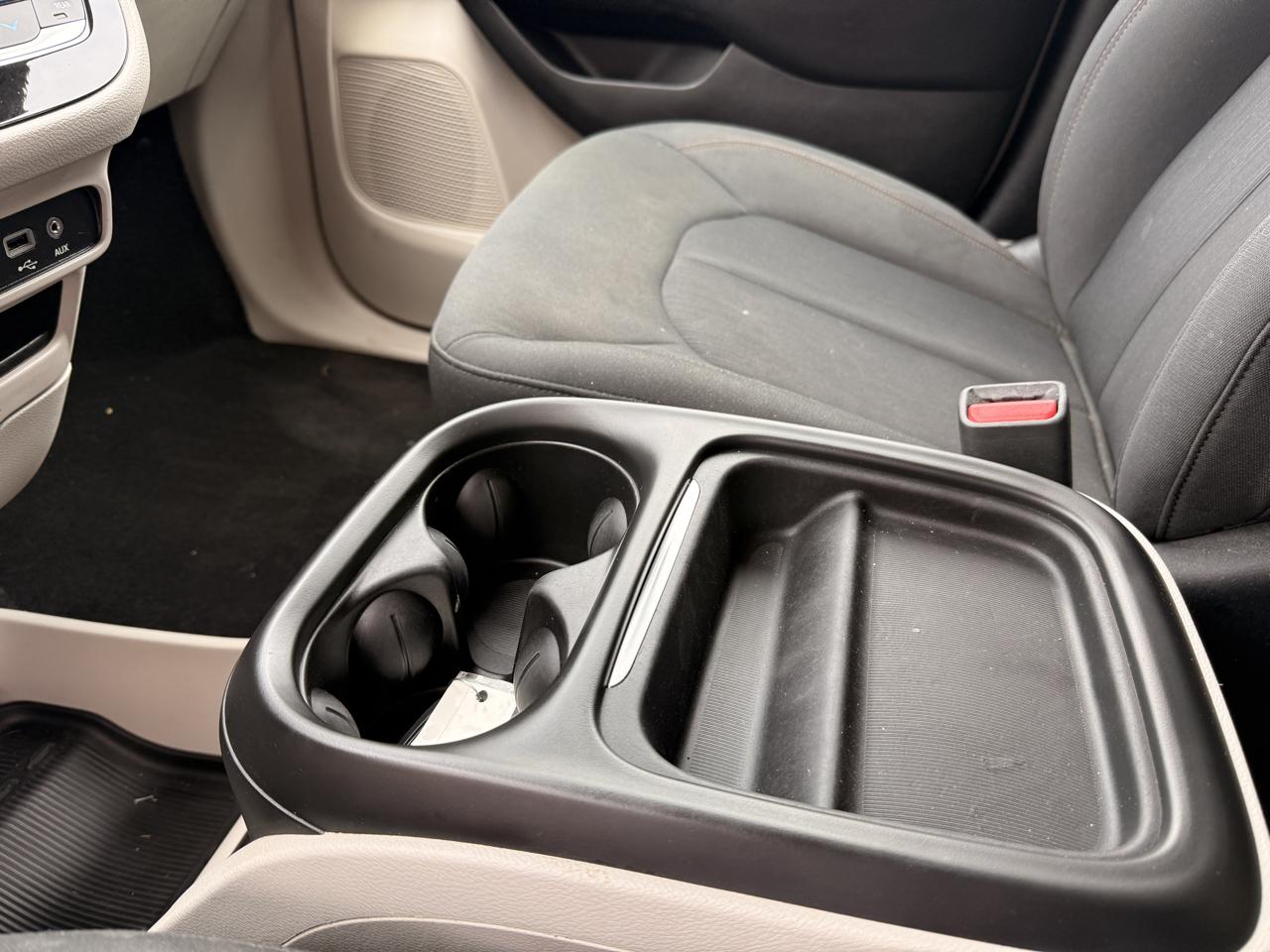 Chrysler Pacifica Touring Plus 2019