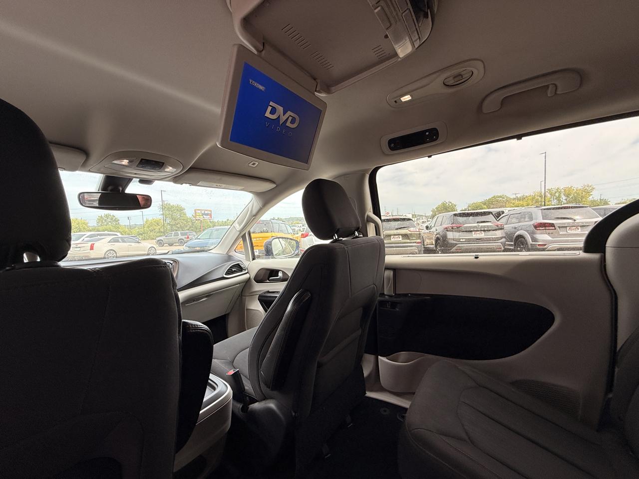 Chrysler Pacifica Touring Plus 2019