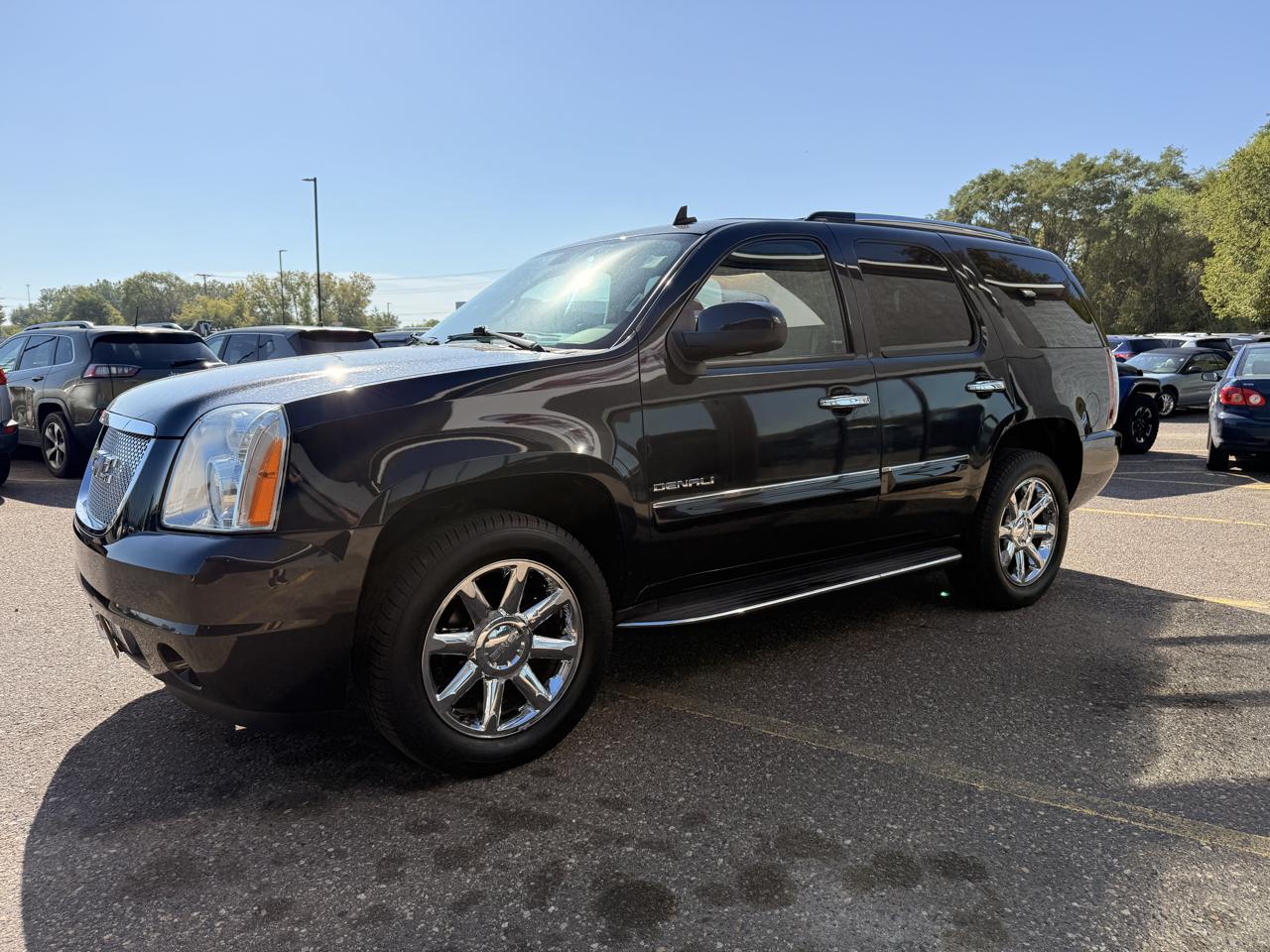 GMC Yukon Denali 4WD 2013