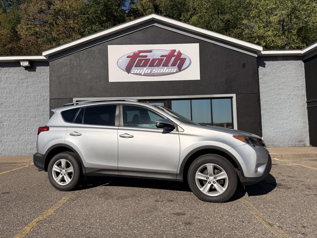 Toyota RAV4 XLE AWD 2013