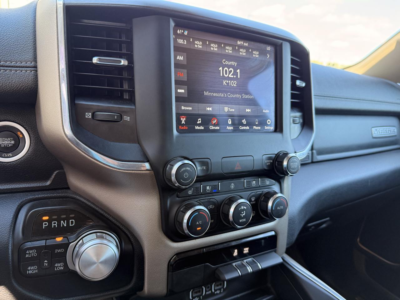 RAM 1500 Laramie Crew Cab SWB 4WD 2021