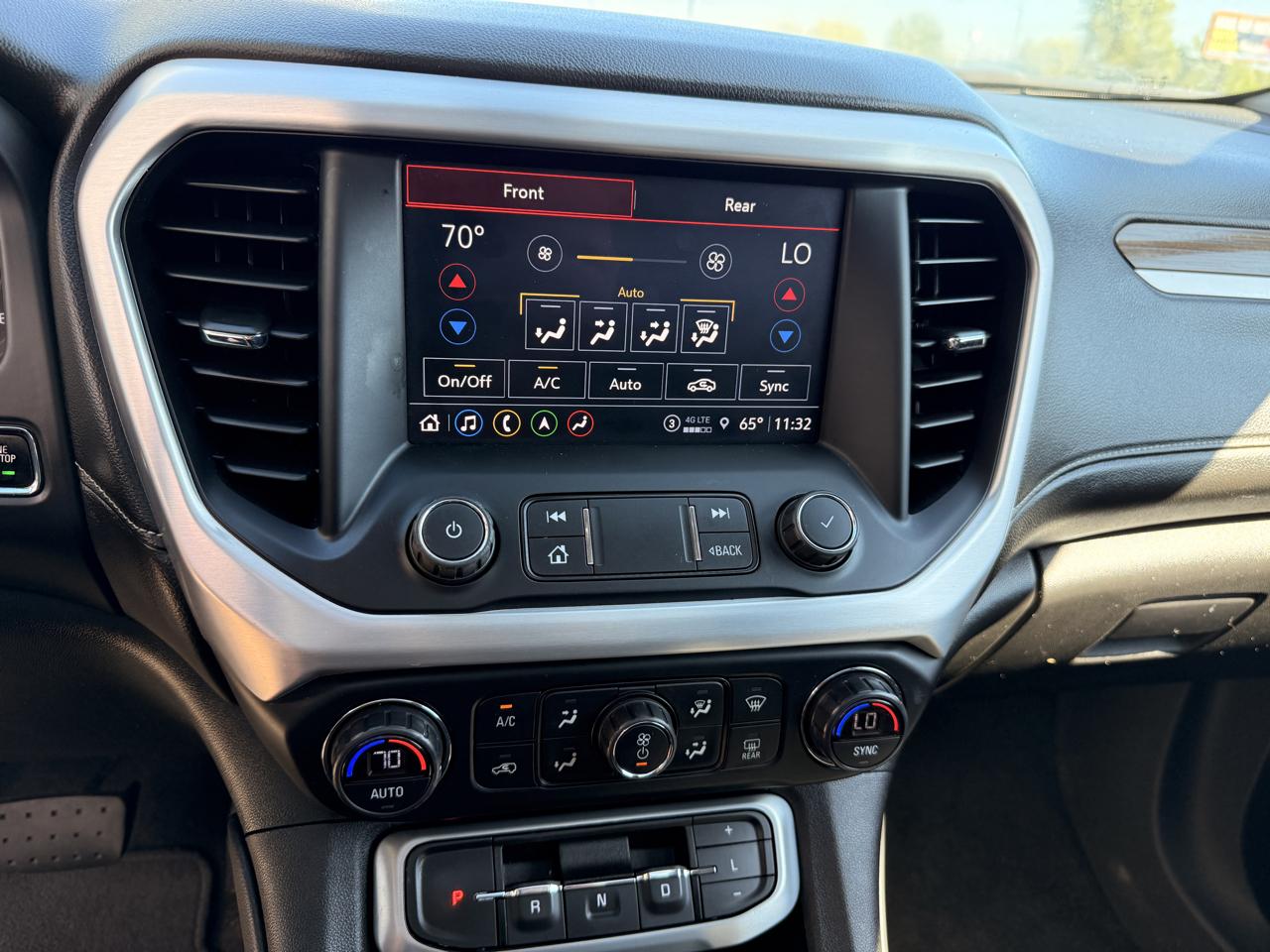 GMC Acadia SLE AWD 2022