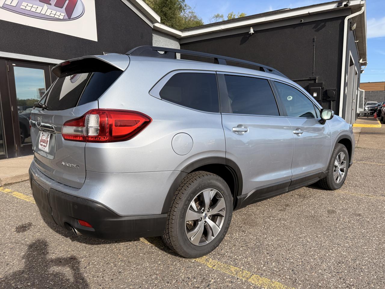 Subaru Ascent Premium 2022