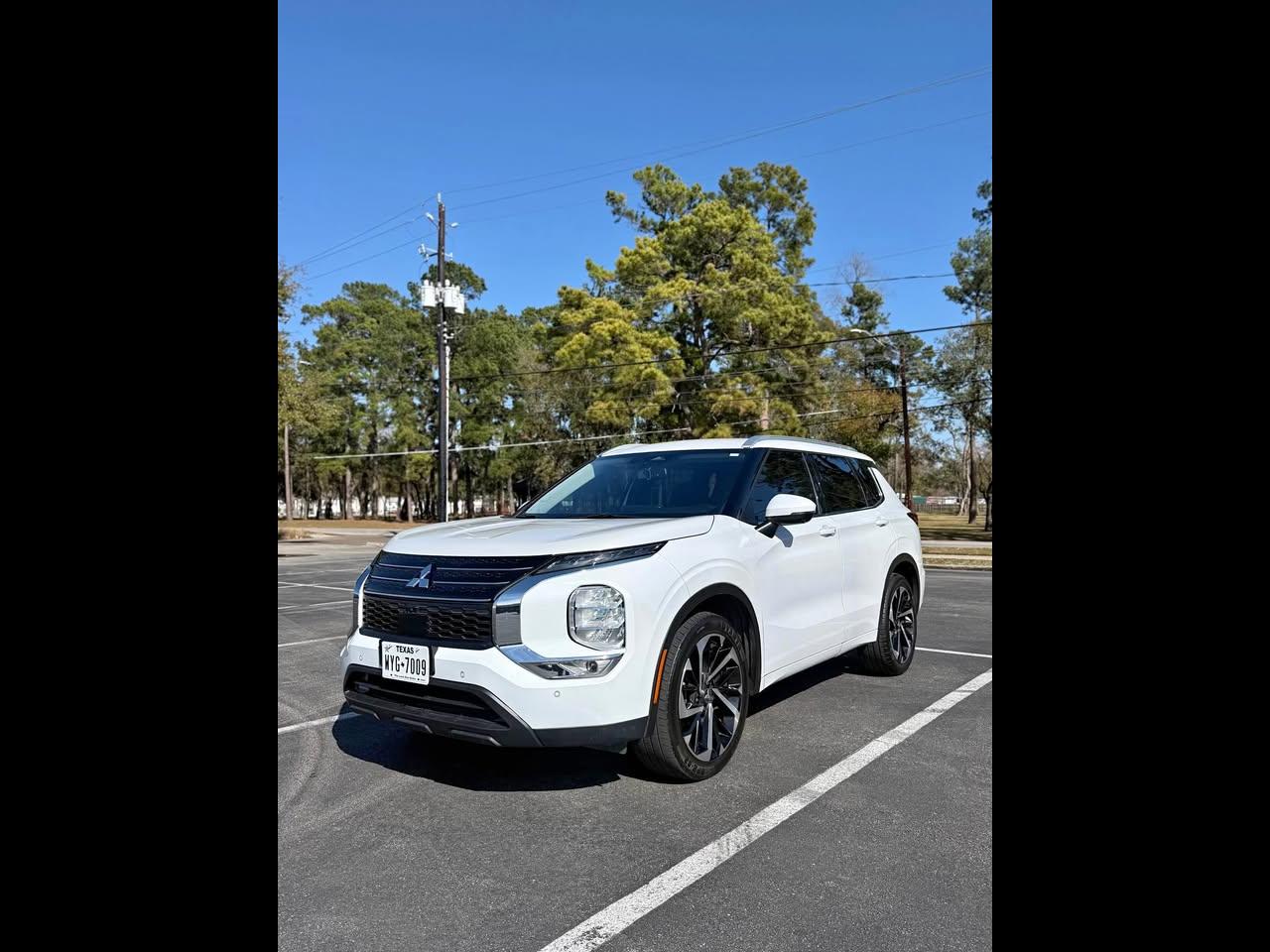 2024 Mitsubishi Outlander ES