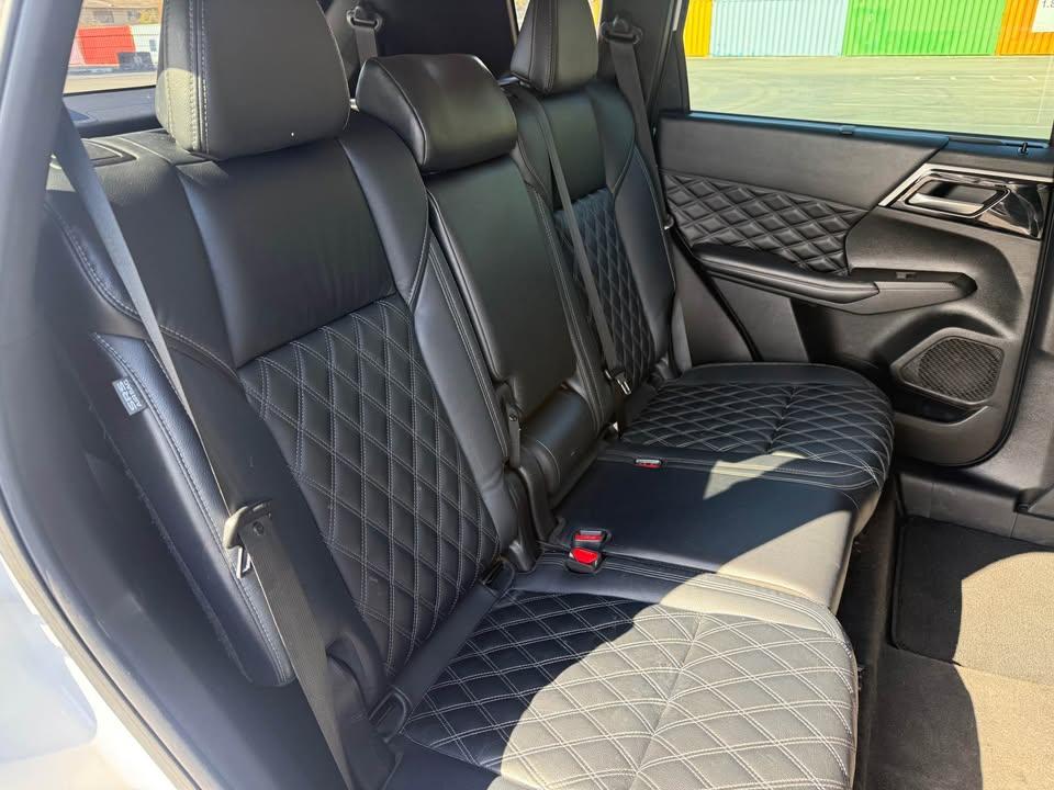 Mitsubishi Outlander ES 2024