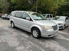 2008 Chrysler Town & Country 