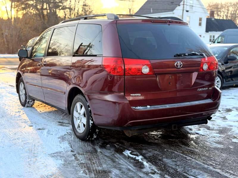 Toyota Sienna LE 7-Passenger 2006