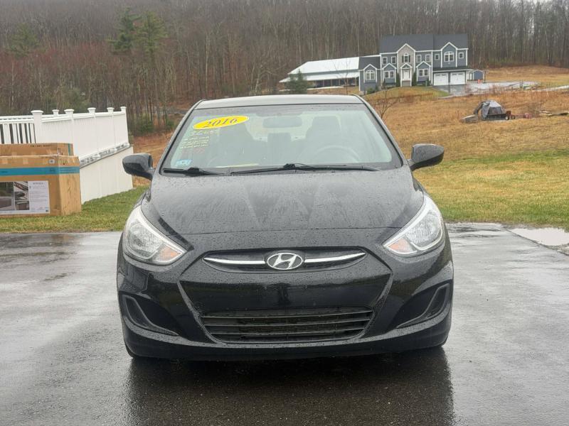 Hyundai Accent SE 4-Door 6A 2016