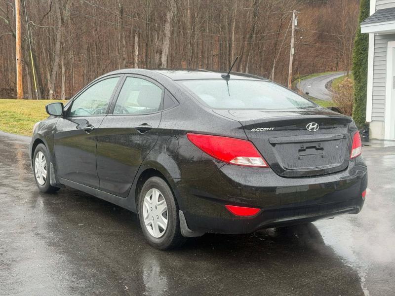 Hyundai Accent SE 4-Door 6A 2016