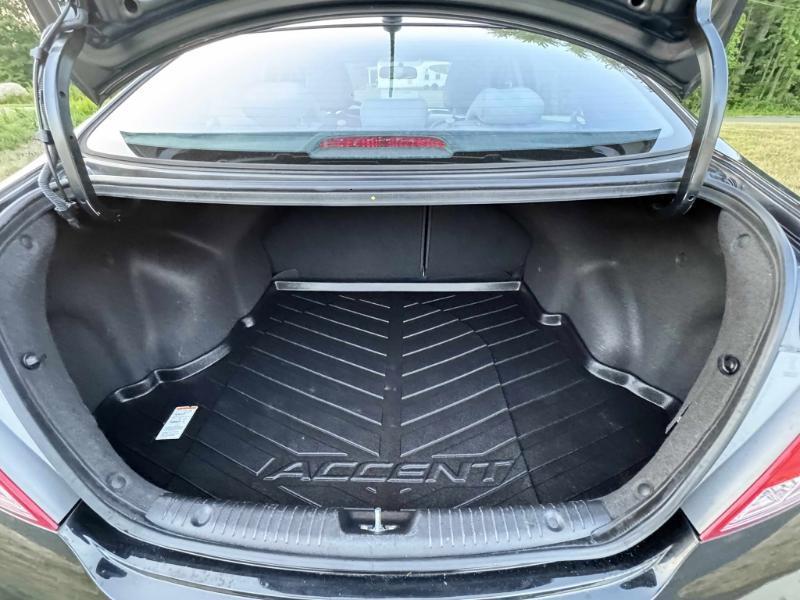 Hyundai Accent SE 4-Door 6A 2016