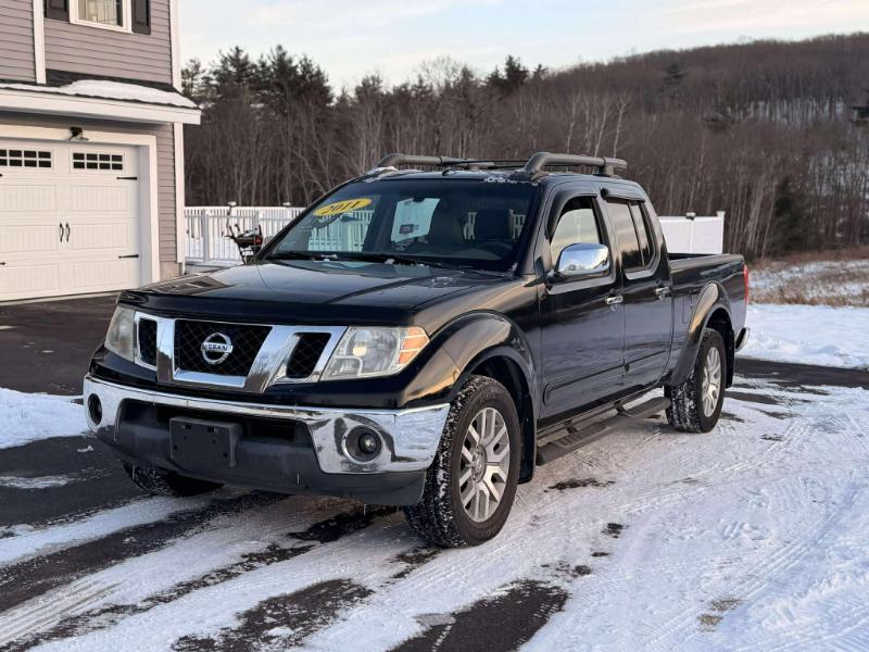 Nissan Frontier SL Crew Cab 4WD 2011