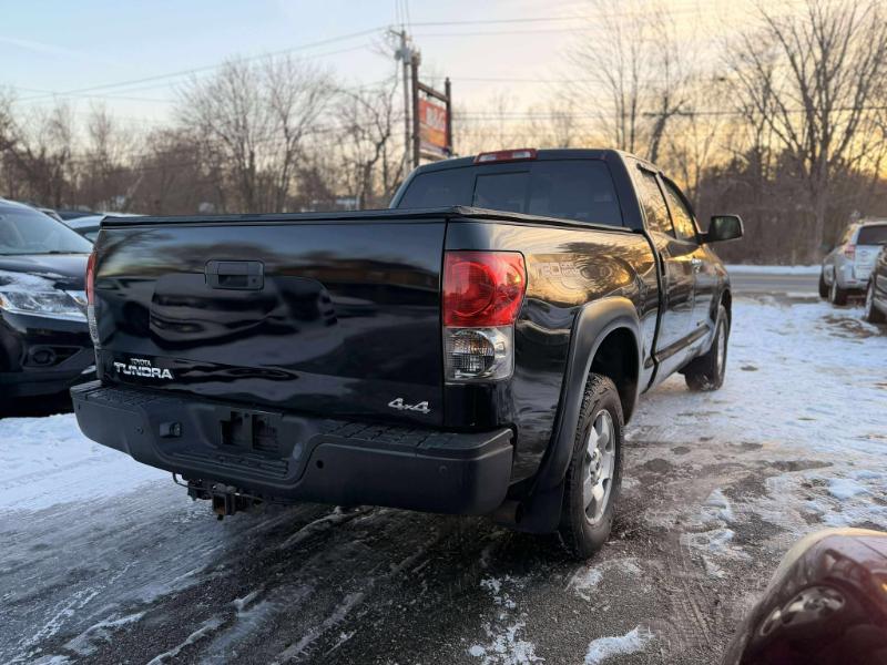 Toyota Tundra Limited Double Cab 5.7L 4WD 2008