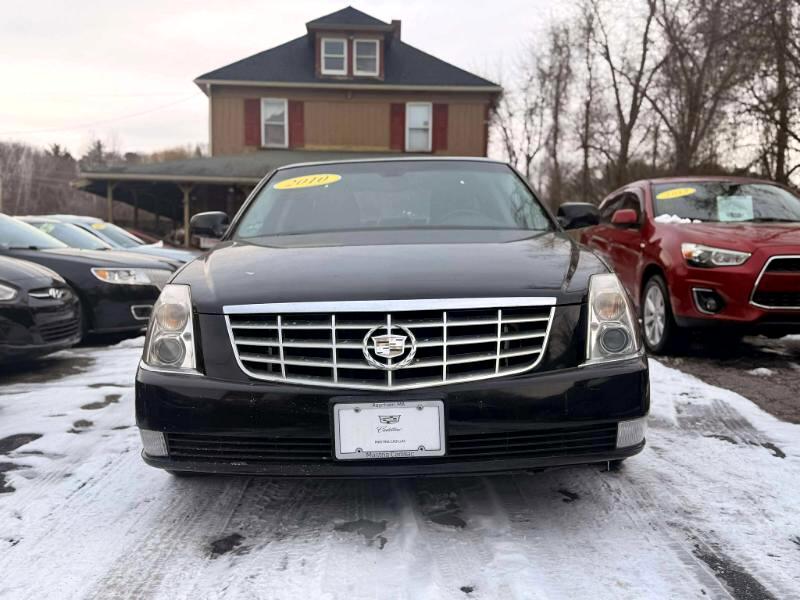 Cadillac DTS V8 2010