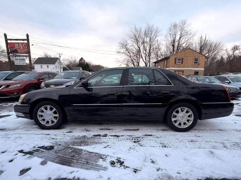 Cadillac DTS V8 2010