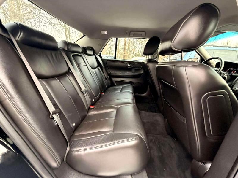 Cadillac DTS V8 2010