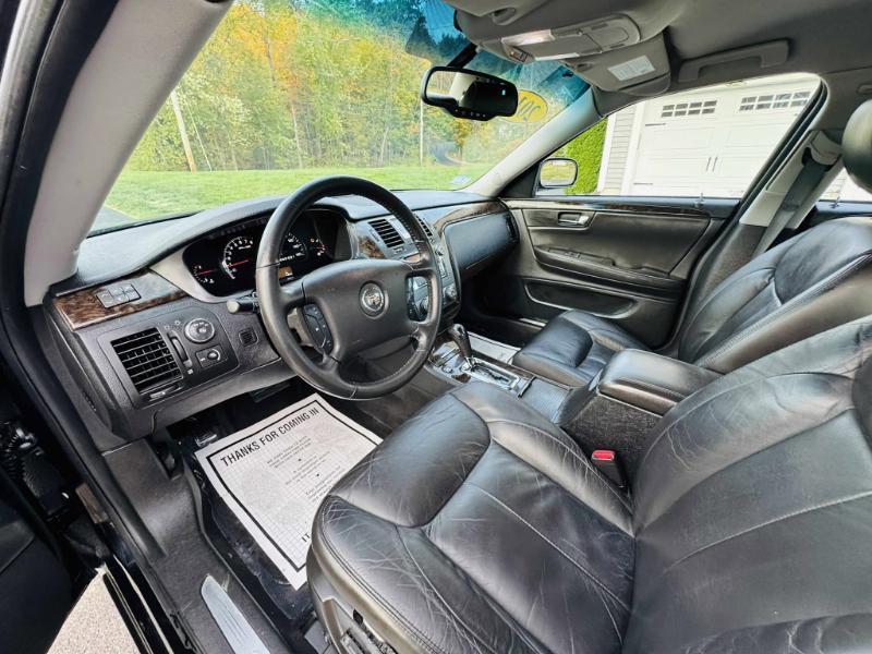 Cadillac DTS V8 2010