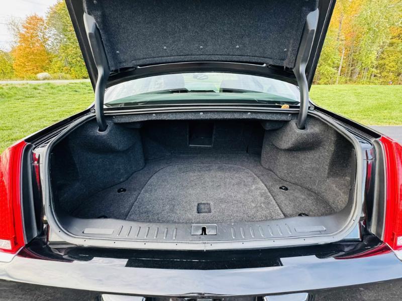 Cadillac DTS V8 2010