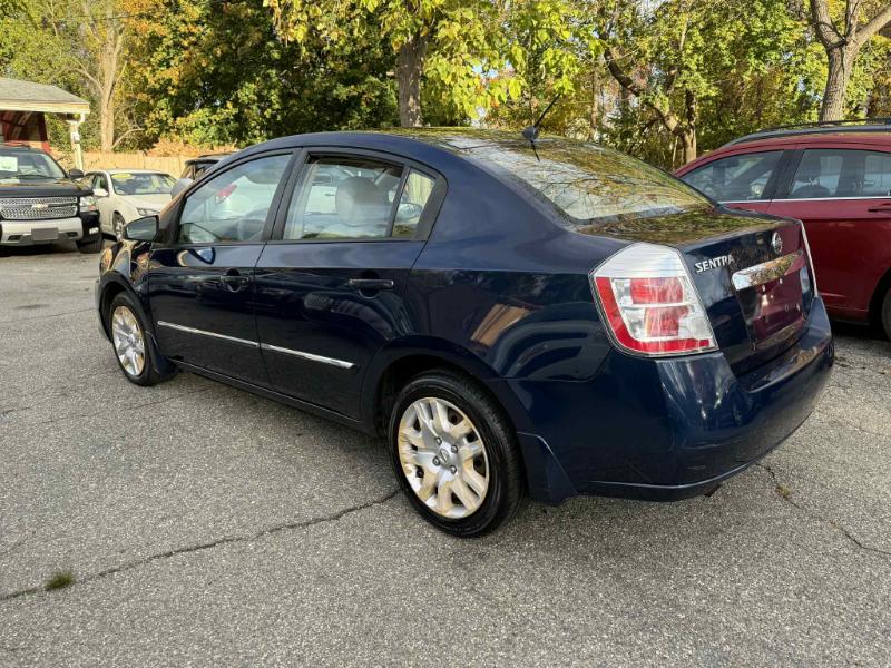 Nissan Sentra 2.0 SL 2010 Nissan Sentra 2.0 SL 2010