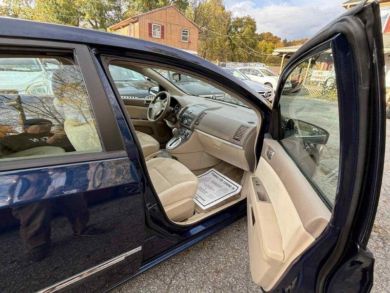 Nissan Sentra 2.0 SL 2010 Nissan Sentra 2.0 SL 2010