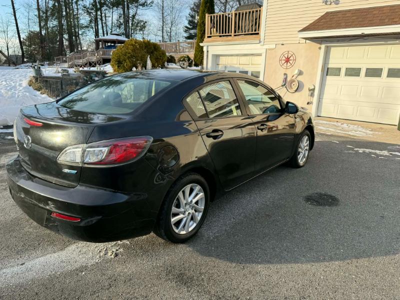 Mazda MAZDA3 i Touring 4-door 2012