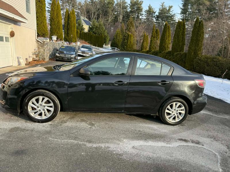 Mazda MAZDA3 i Touring 4-door 2012