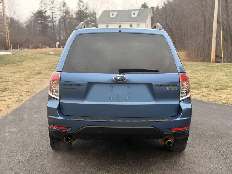 Subaru Forester 2.5X Premium 2010