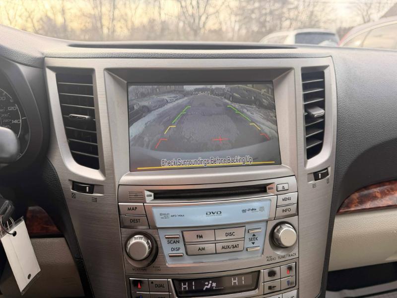 Subaru Legacy 3.6R Limited 2011