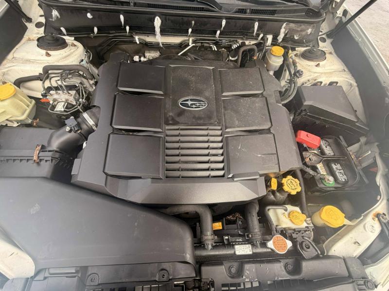 Subaru Legacy 3.6R Limited 2011