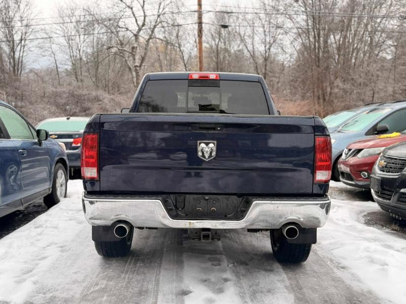 RAM 1500 SLT Quad Cab 4WD 2012