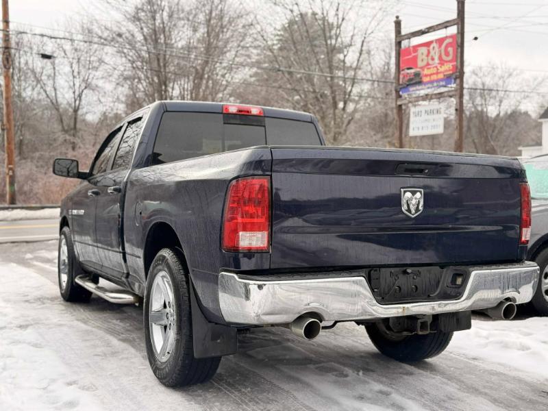 RAM 1500 SLT Quad Cab 4WD 2012